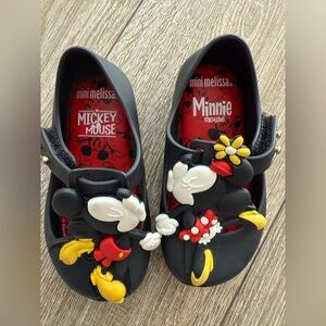 Disney Mini Melissa Mary Jane’s size 6